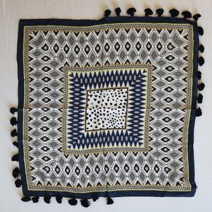 NWOT Stella & Dot Williamsburg Silk Scarf